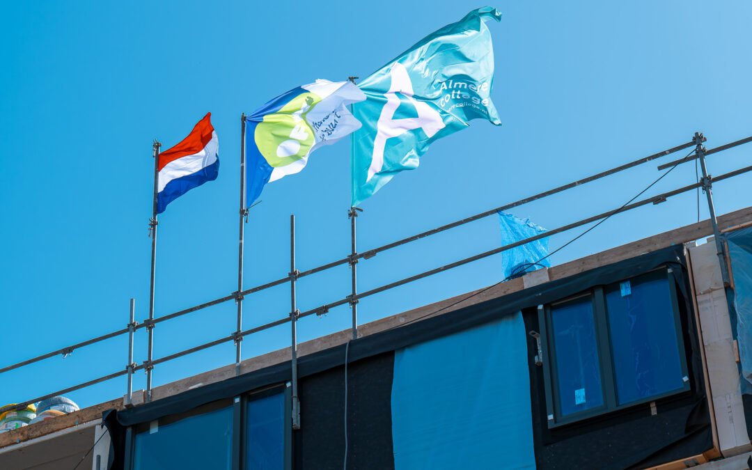 Nieuwbouw aan Stationsplein Dronten bereikt hoogste punt